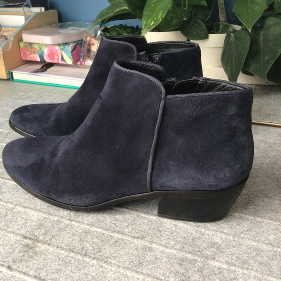 Sam Edelman Black Navy Blue Sued Women Booties Size 7 - Picture 1 of 10